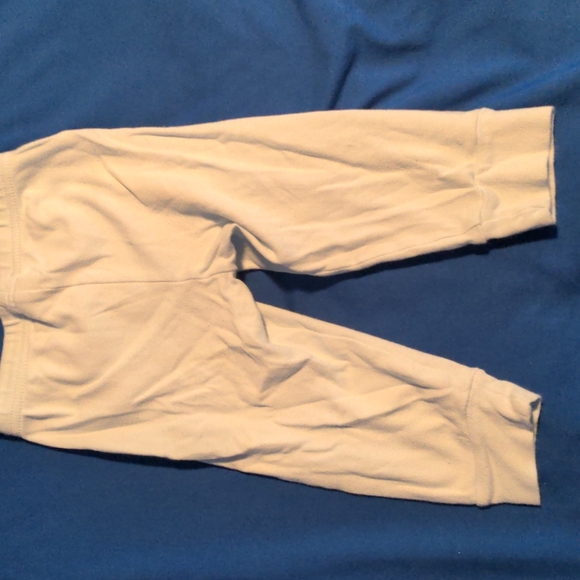 5 pairs of boys pants - Picture 4 of 13